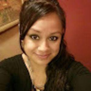 Meet your Posher, Alejandra